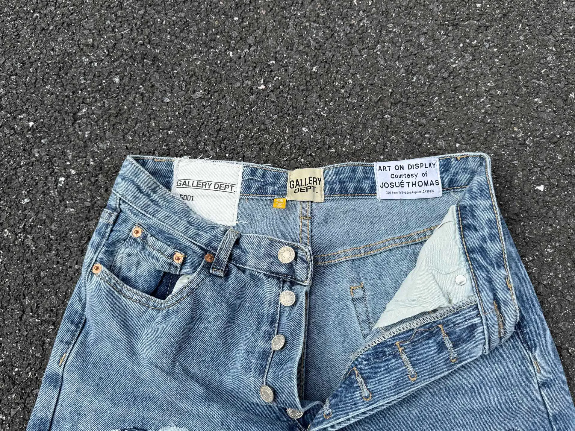 P286💰G77 GALLERY DEPT.G letter patch pudding 5001 denim washed and distressed spliced jeans -Original purchase and pattern making to truly restore the ultimate vintage texture -Original hardware accessories, washed and other elevators, QR code analysis are all purchased from the original factory, high degree of restoration, you are welcome to compare the products~ -Three-dimensional version, loose and comfortable, not picky about the figure, taller and slimmer, factory Seiko, original factory quality control, same style for men and women, can be matched with couples Versatile recommendation: must-have jeans for all seasons Color: blue Size: S-XXL (28-36)